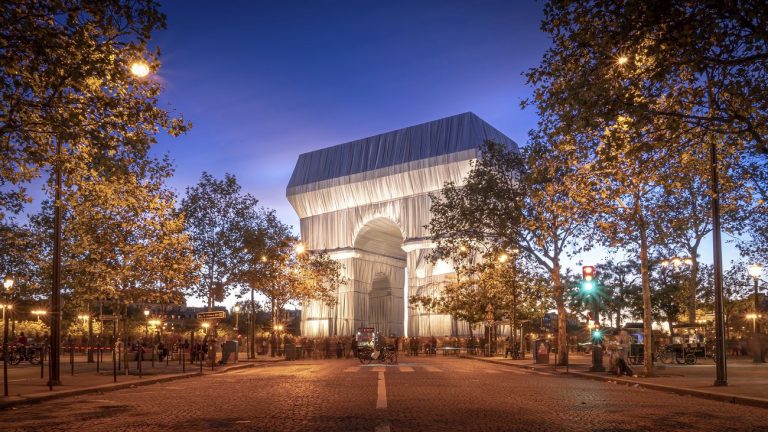 Arc de Triomphe, Paris, France