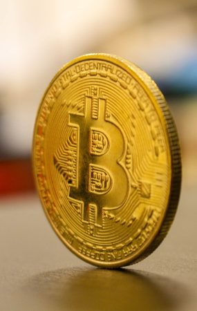 bitcoin, trading, currency-3698462.jpg