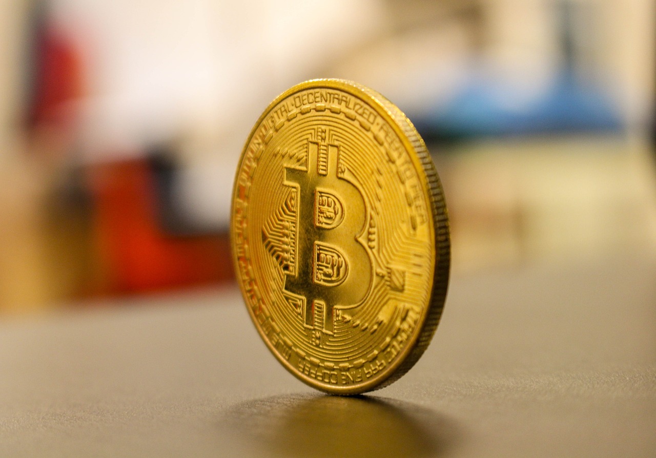 bitcoin-trading-currency-3698462